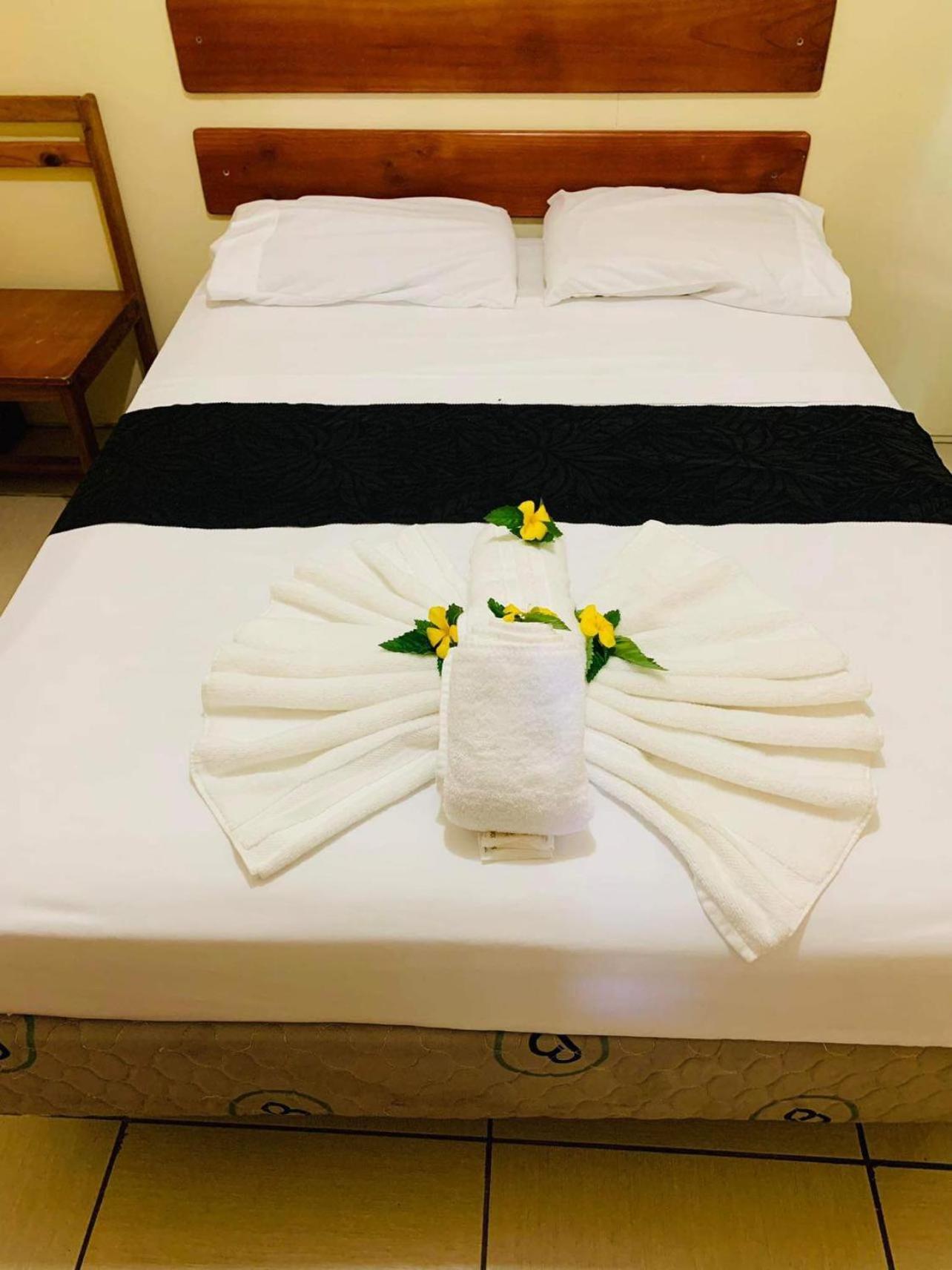 Transit Motel Mulifanua Ngoại thất bức ảnh